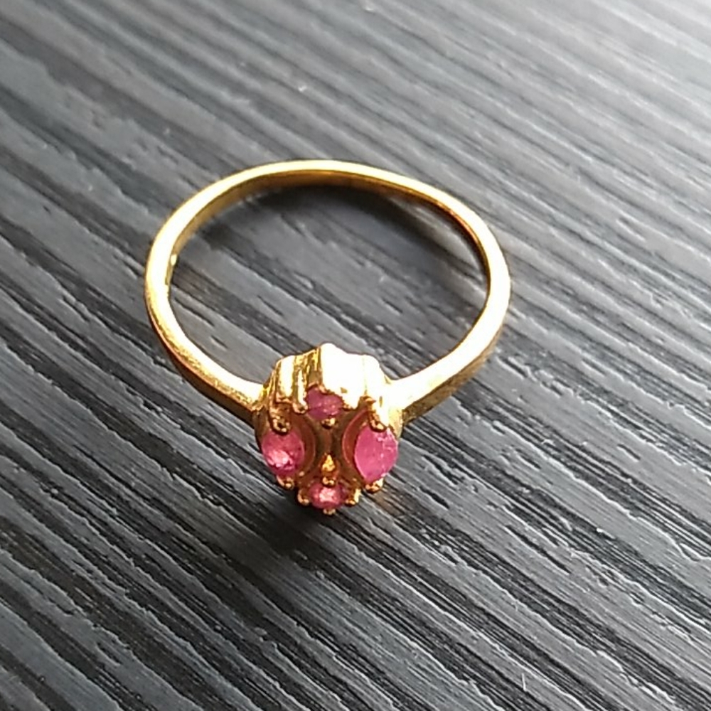 22 karat gold ruby ring, size 6